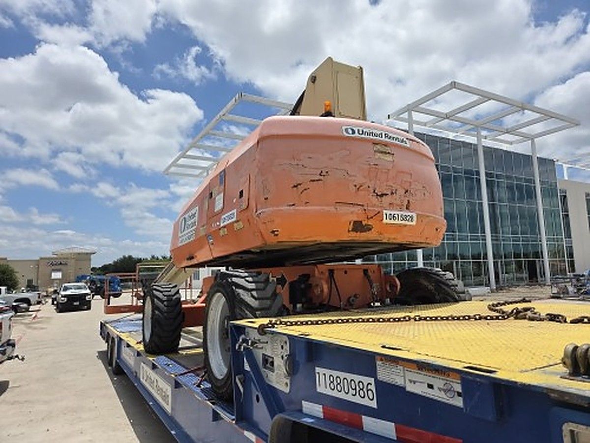 JLG 800S photo 2