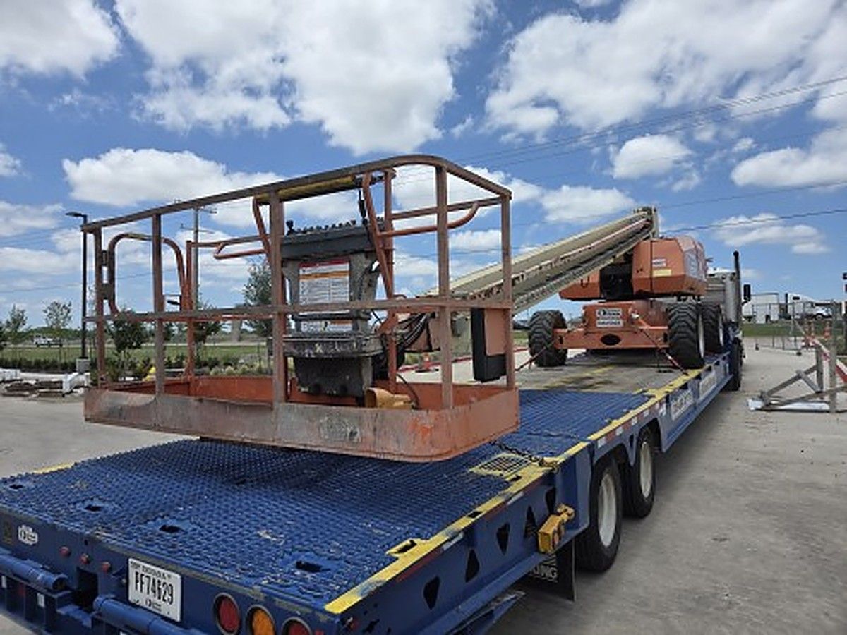 JLG 800S photo 3
