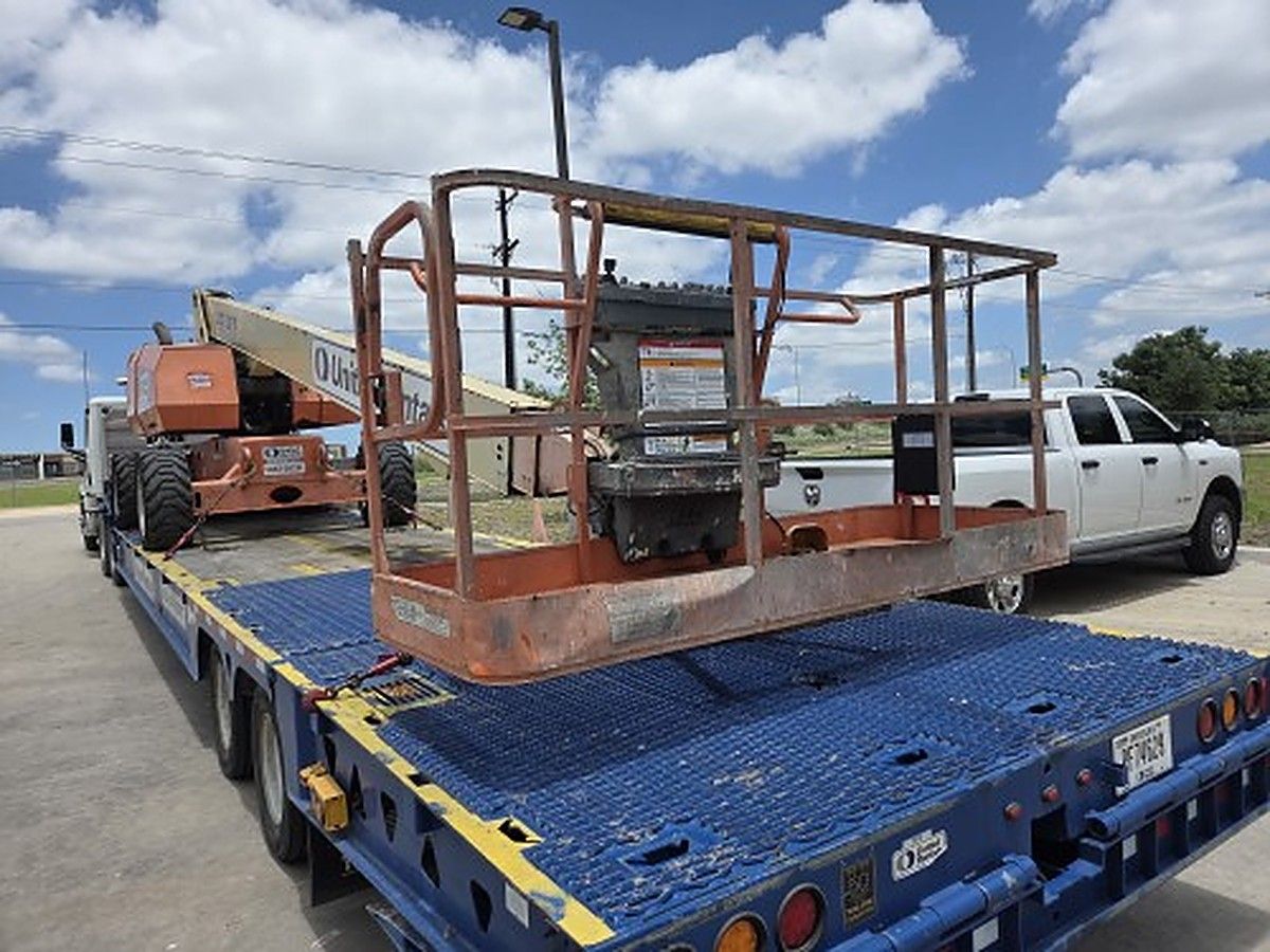 JLG 800S photo 5