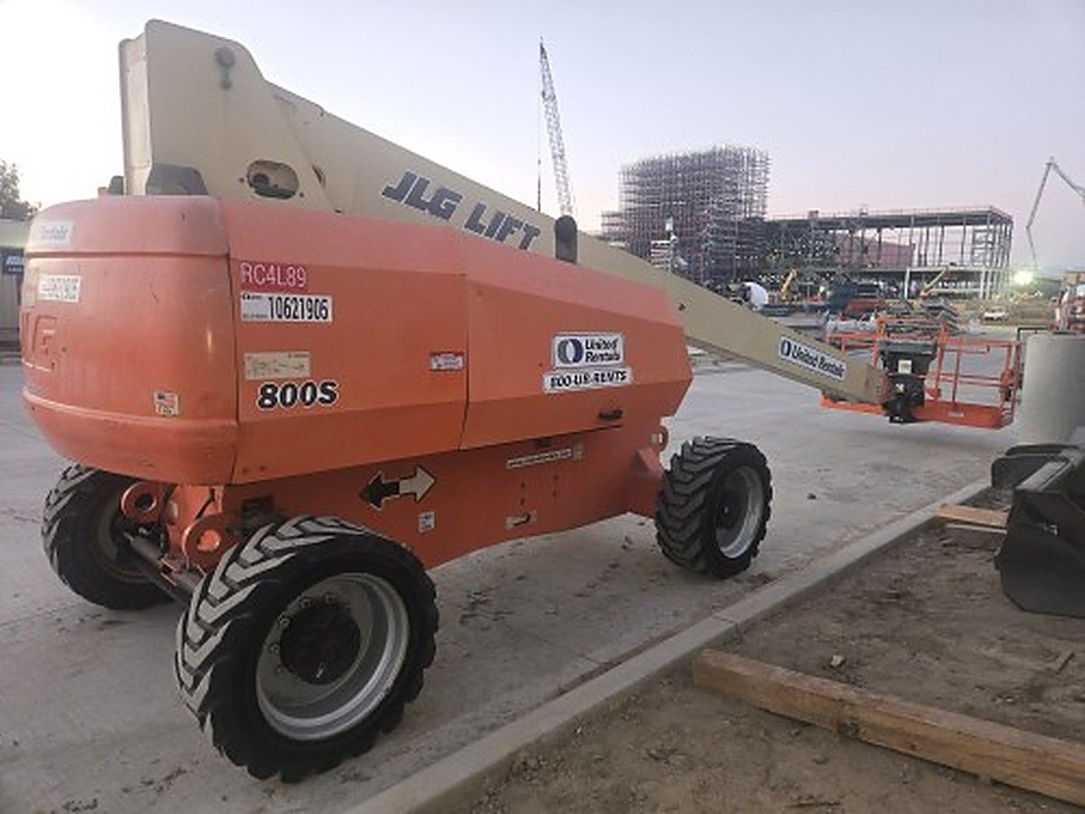 JLG 800S photo 2