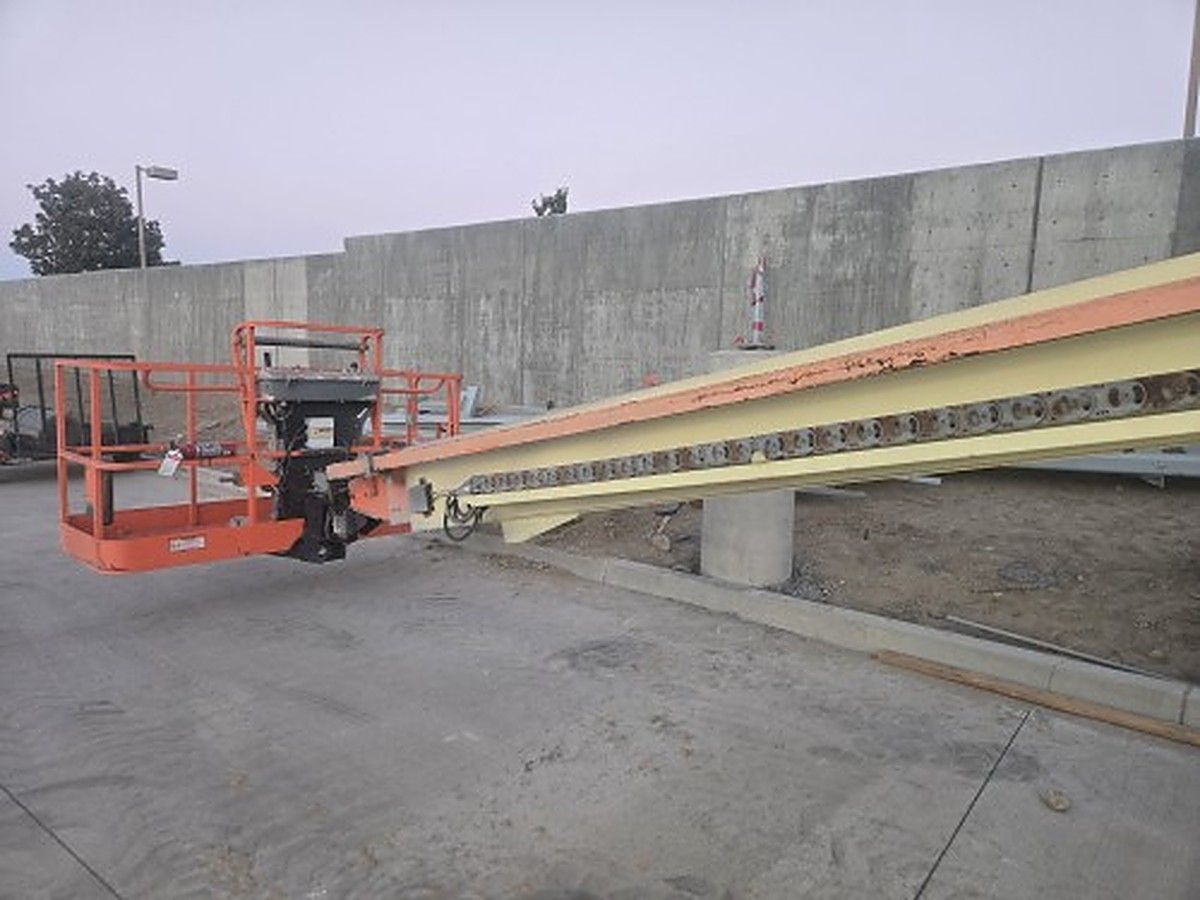 JLG 800S photo 4