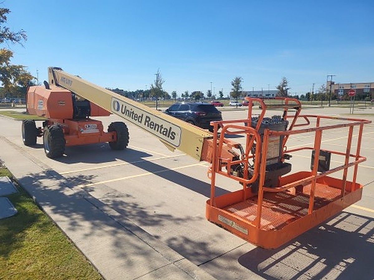 JLG 800S photo 3
