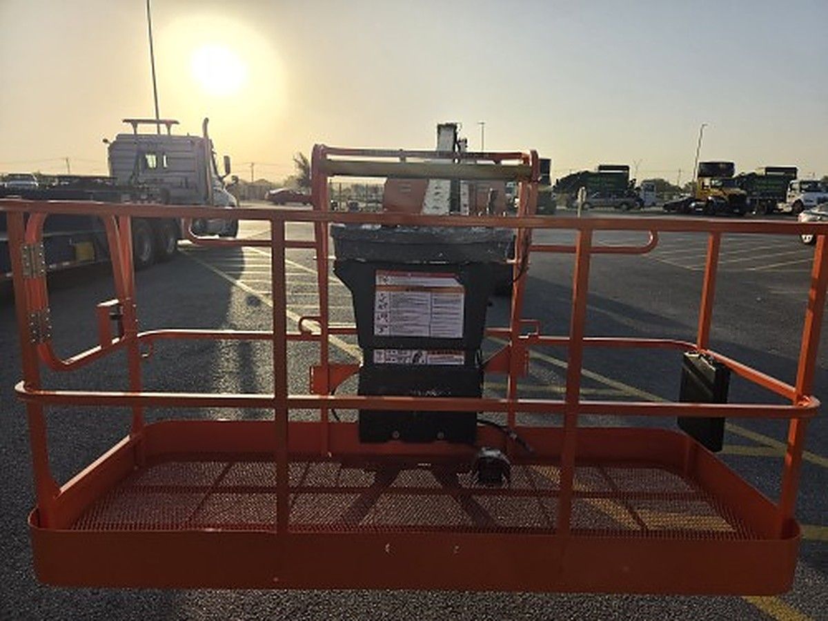 2017 JLG 800S for sale in Las Vegas, NV