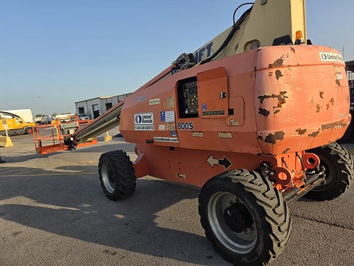 JLG 800S photo 4