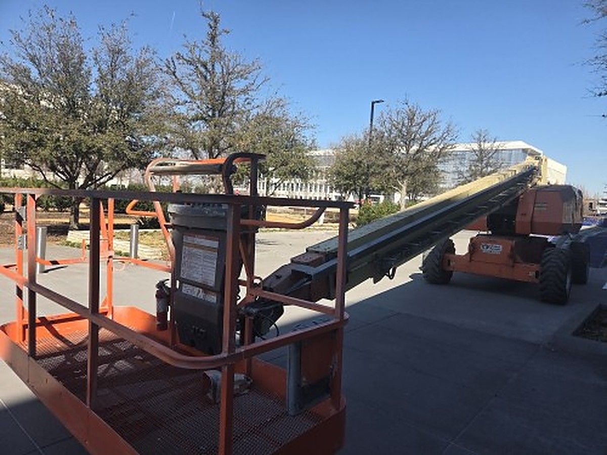 JLG 800S photo 3