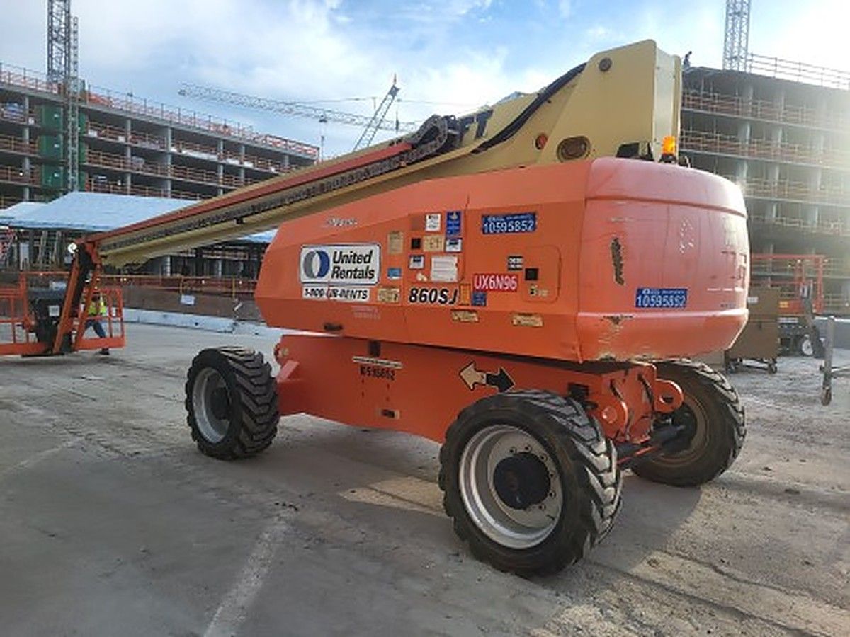 JLG 860SJ photo 2