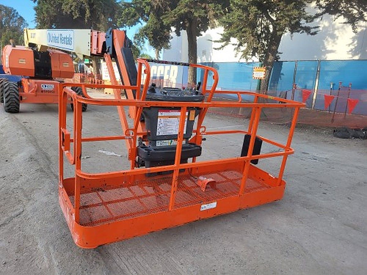 JLG 860SJ photo 4