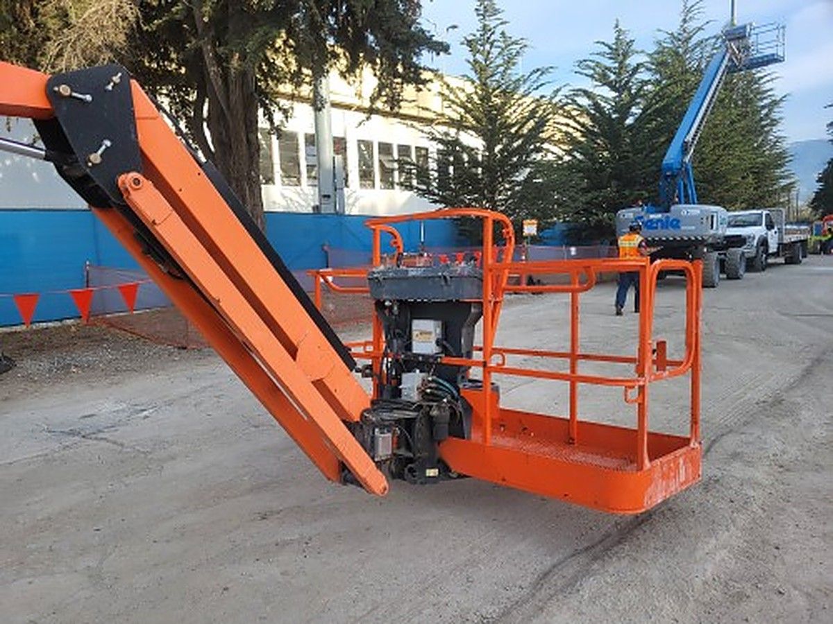JLG 860SJ photo 7
