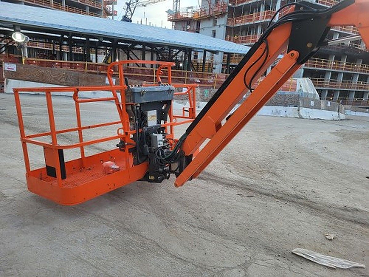 JLG 860SJ photo 10