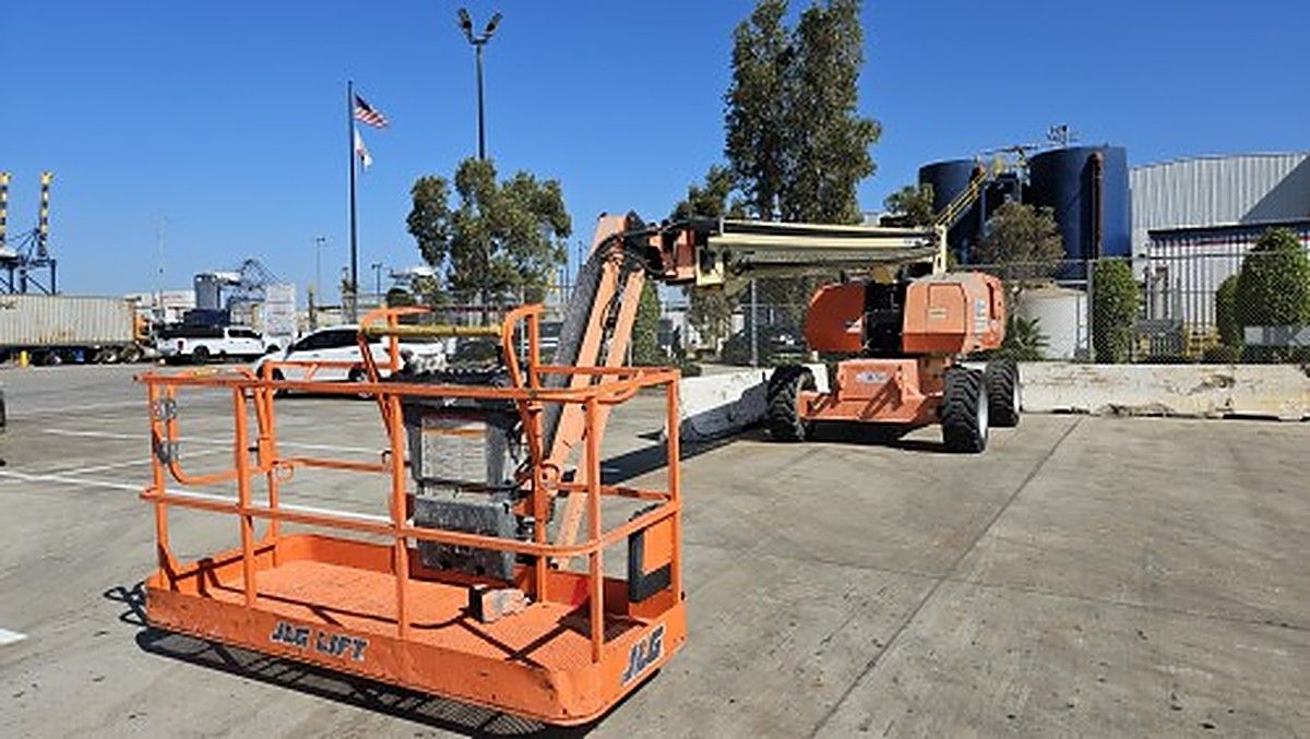 JLG 860SJ photo 8