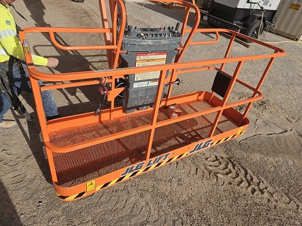 JLG 860SJ photo 4