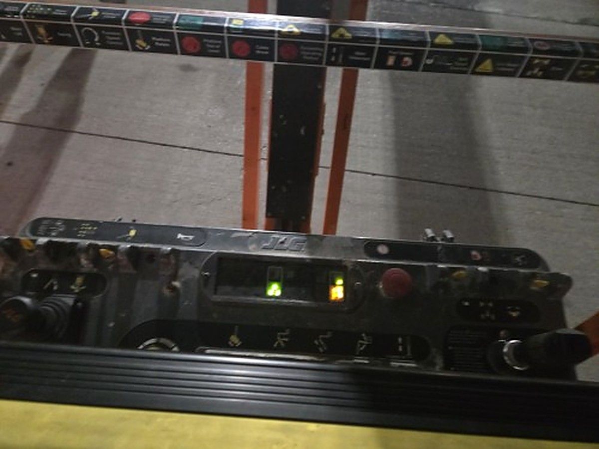 JLG 860SJ photo 4