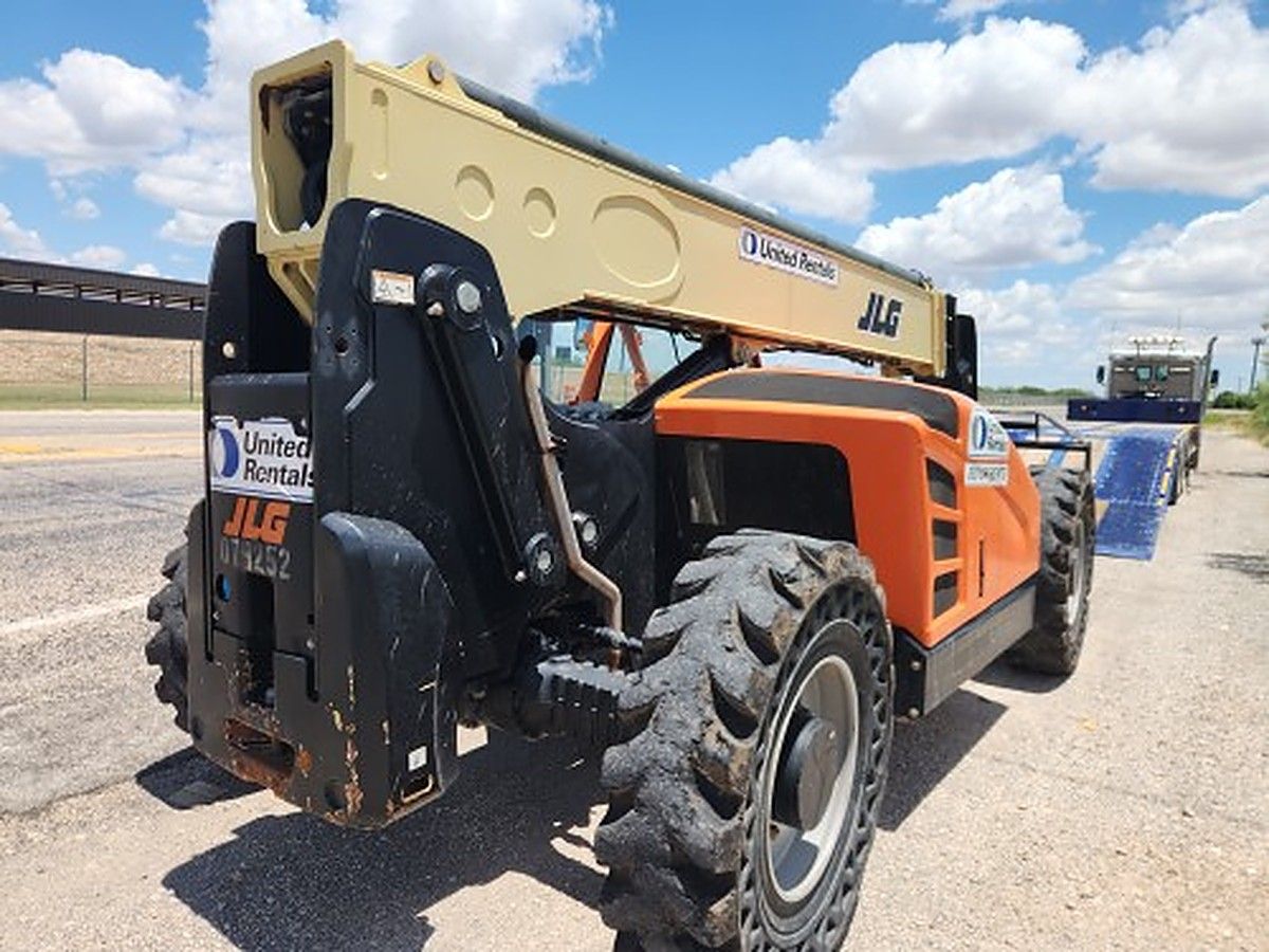 2017 JLG 943 for sale in Las Vegas, NV