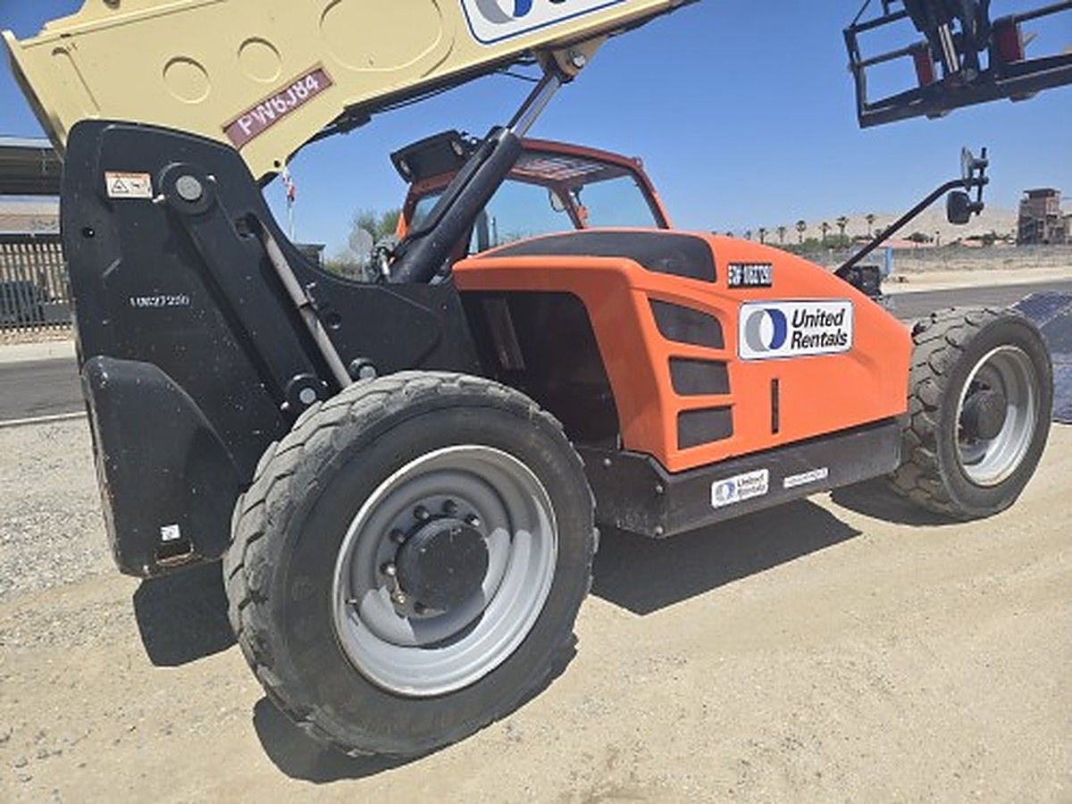 JLG 943 S photo 4
