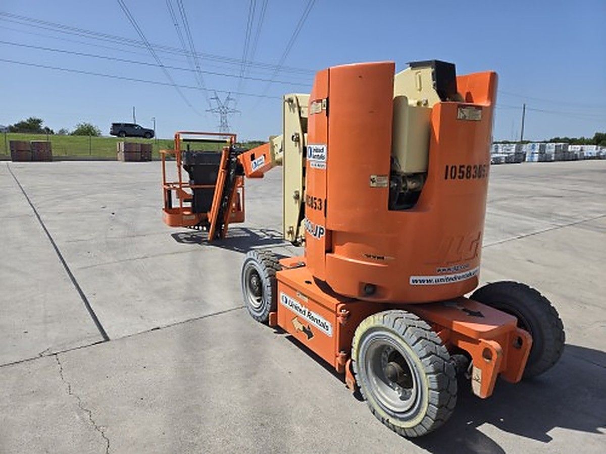 JLG E300AJP photo 6