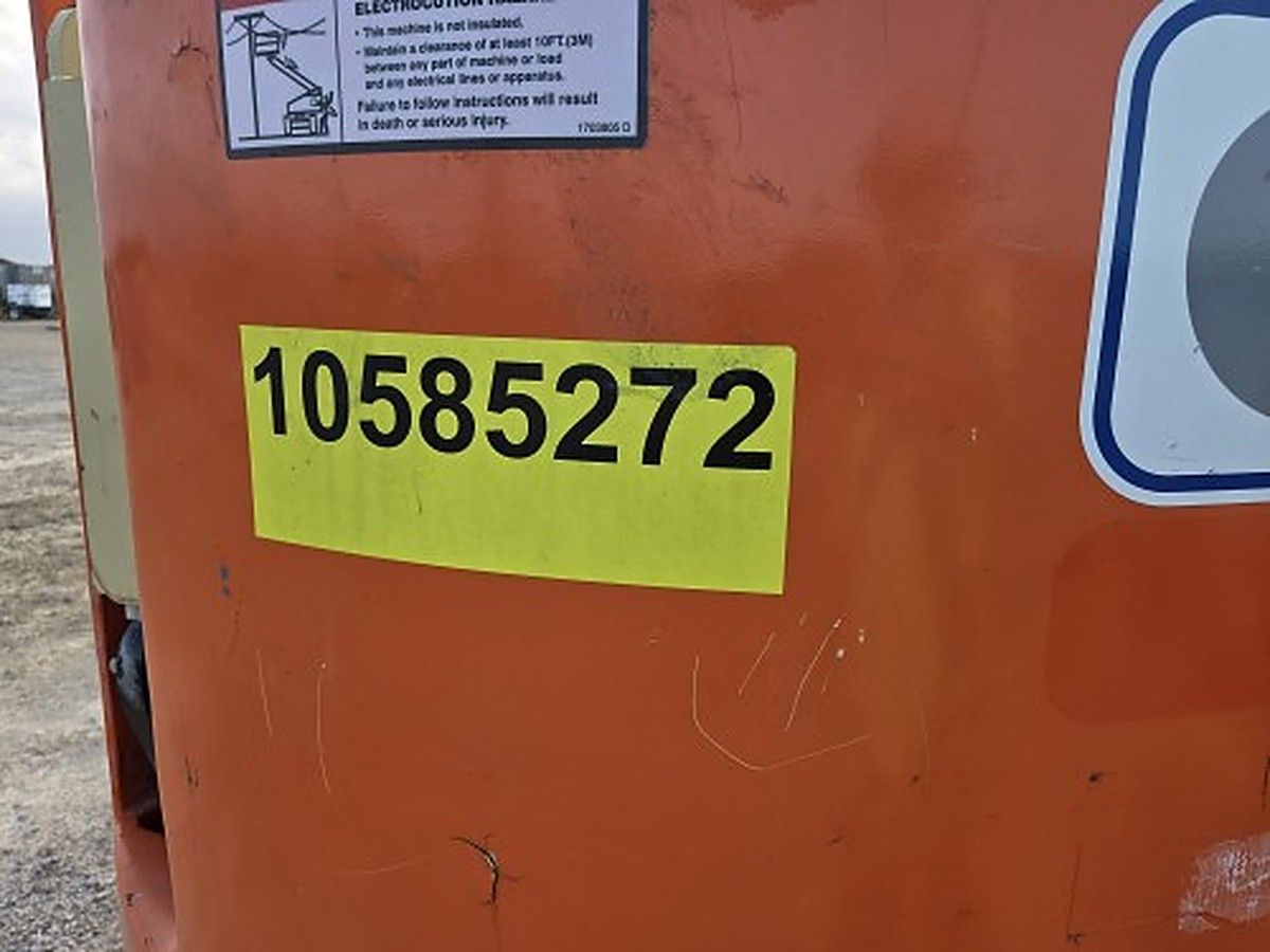 JLG E300AJP photo 6