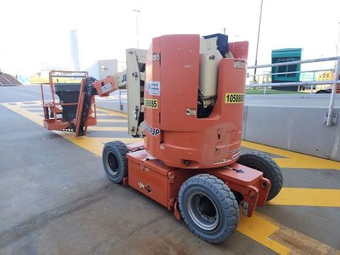 2017 JLG E300AJP Boom 30-33' Articulating Dc