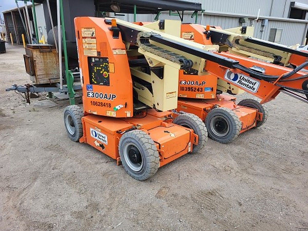 JLG E300AJP photo 5
