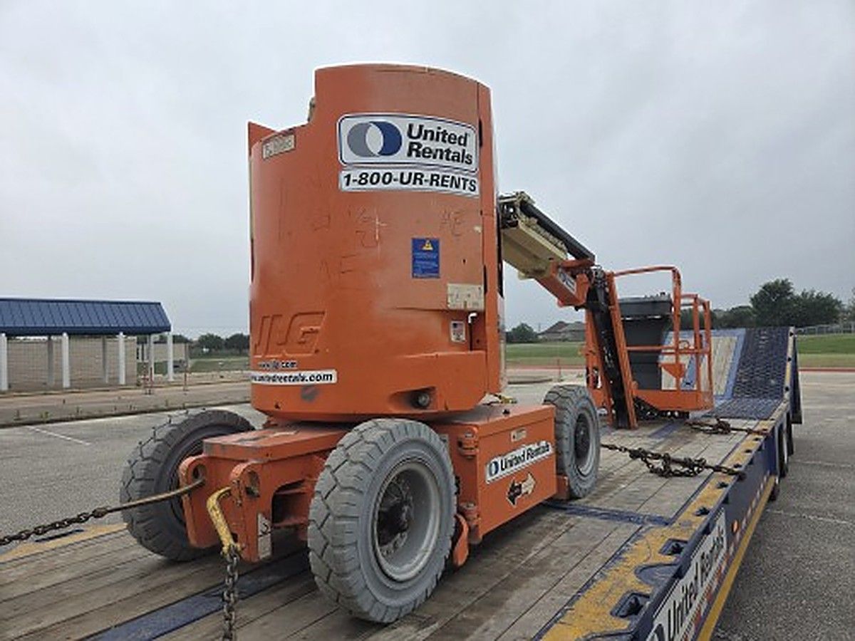2017 JLG E300AJP for sale in Las Vegas, NV