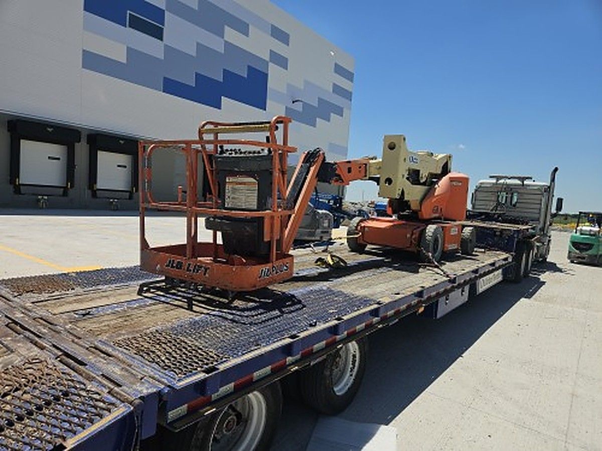 JLG E400AJPN photo 2