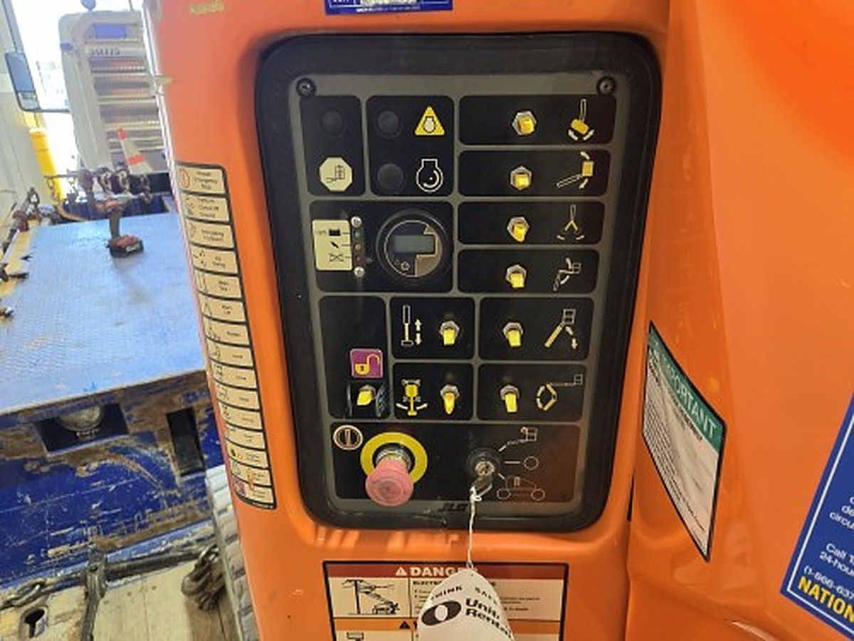JLG E400AJPN photo 6