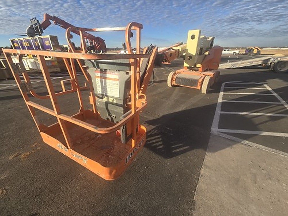 JLG E400AJPN photo 5