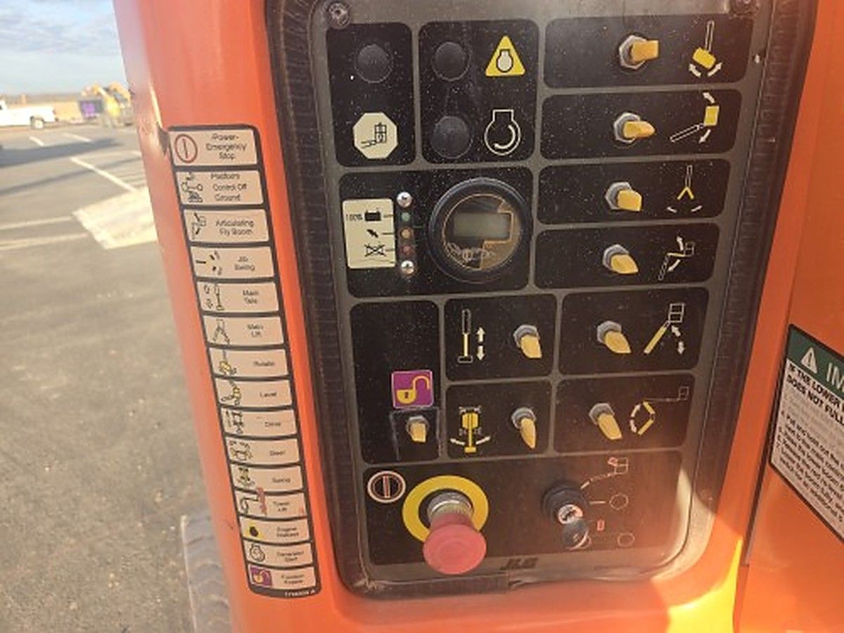 JLG E400AJPN photo 9