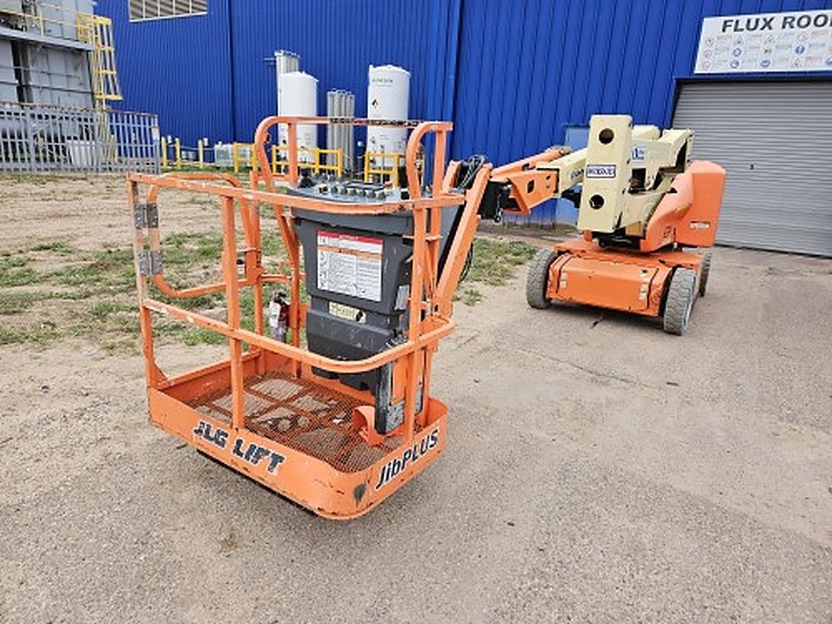JLG E400AJPN photo 5