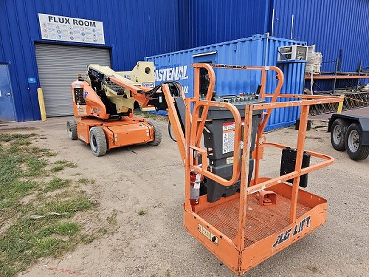 JLG E400AJPN photo 6