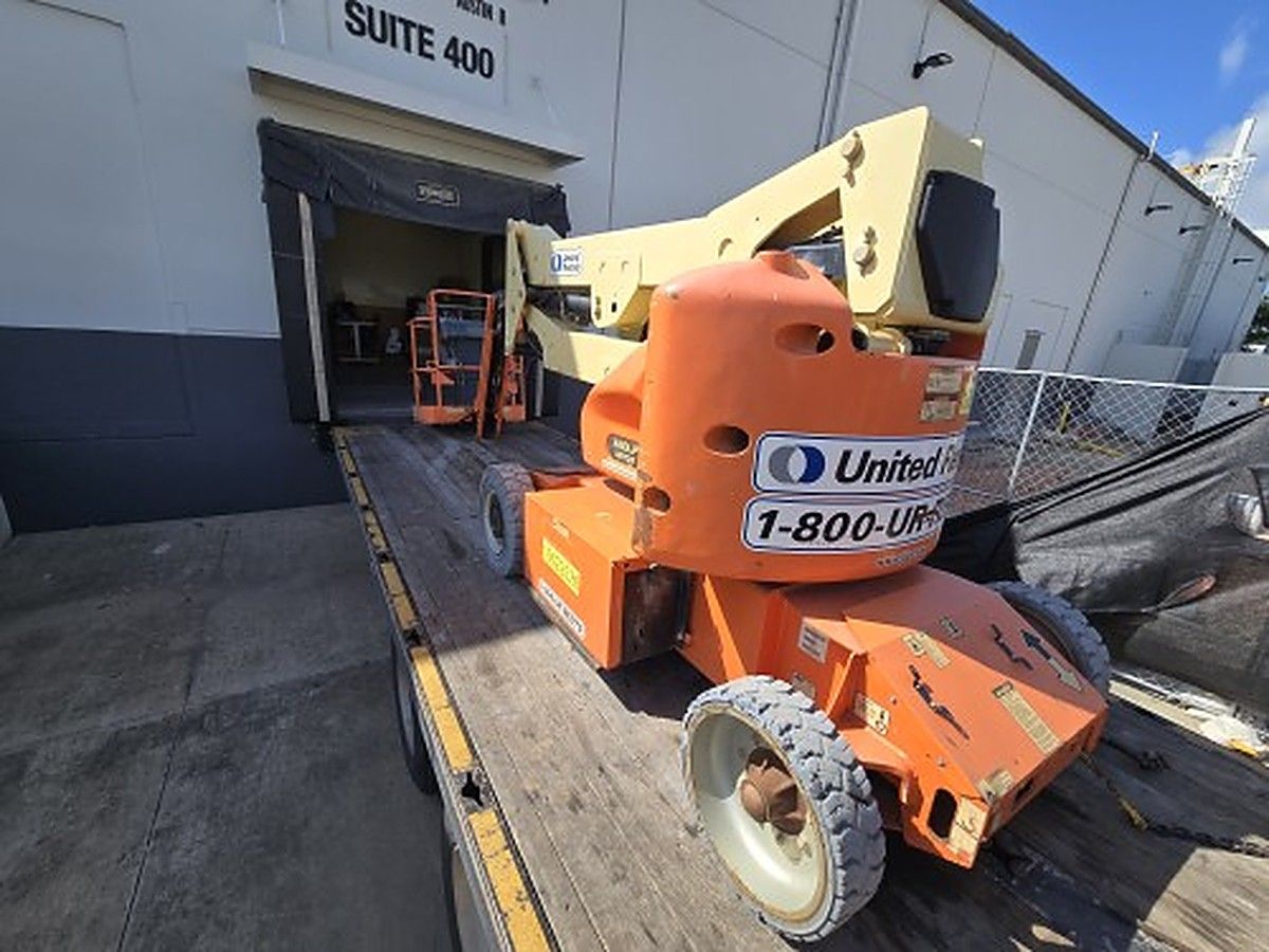 JLG E400AJPN photo 6