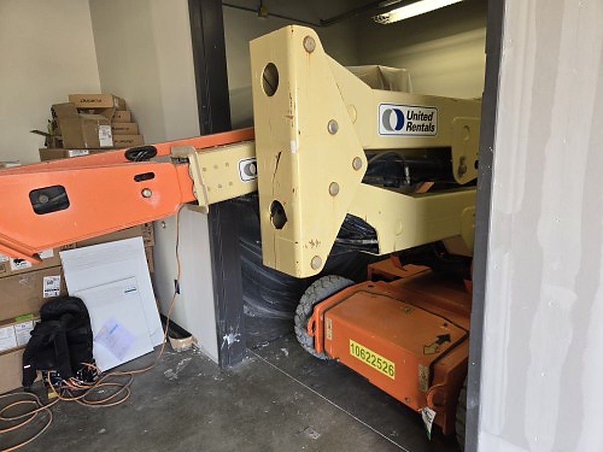 JLG E400AJPN photo 7