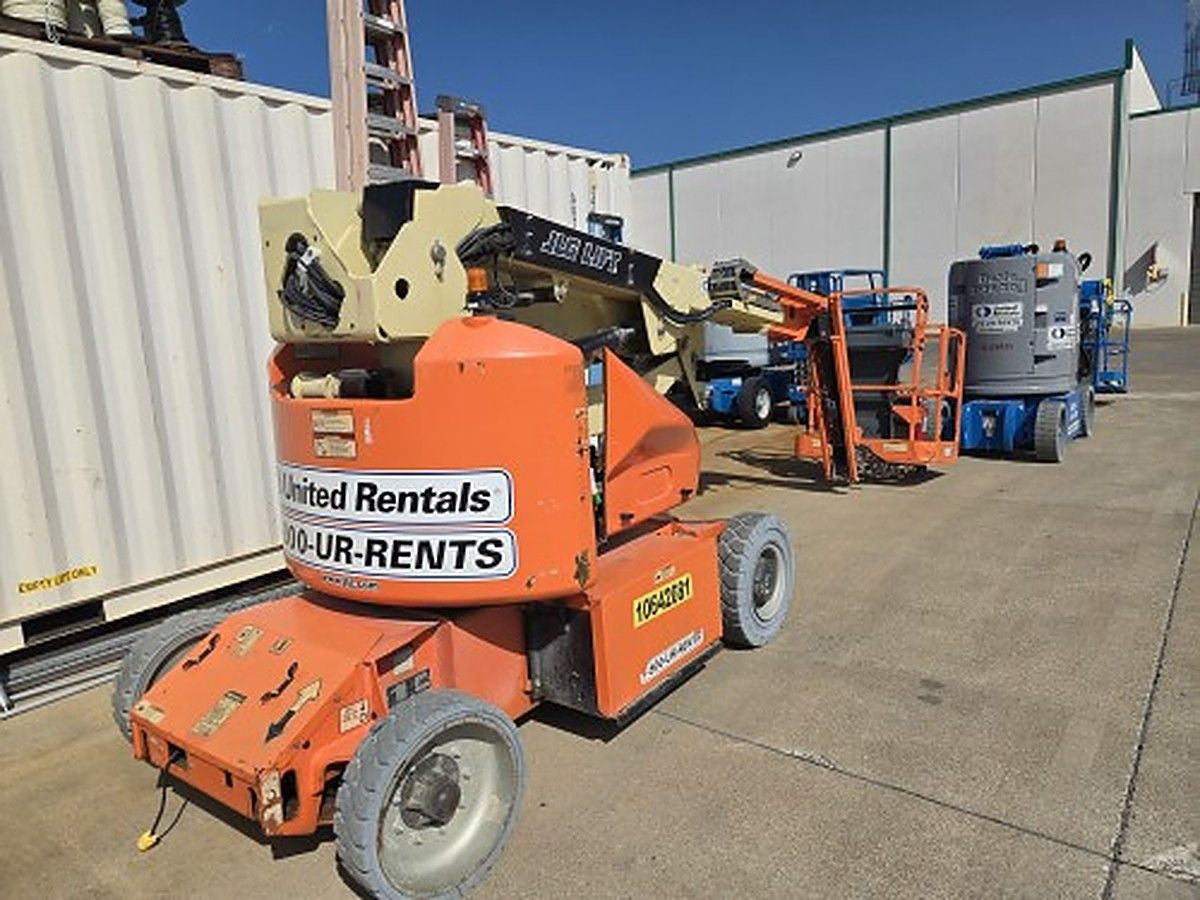 JLG E400AJPN photo 5