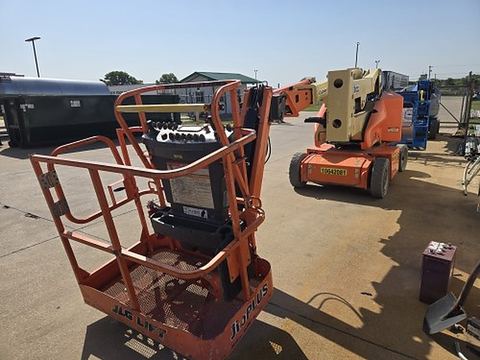 2017 JLG E400AJPN Boom 40-46' Articulating Elec Narrow