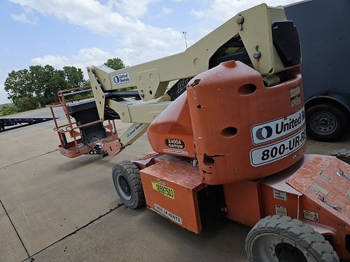 2017 JLG E400AN for sale in Las Vegas, NV