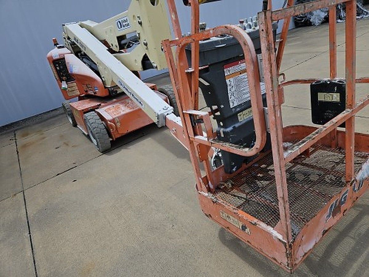 JLG E400AN photo 5