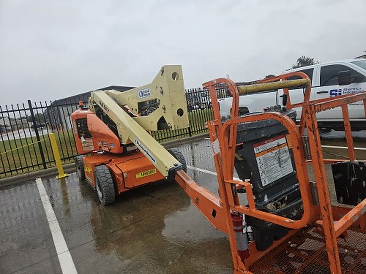2017 JLG E400AN for sale in Las Vegas, NV