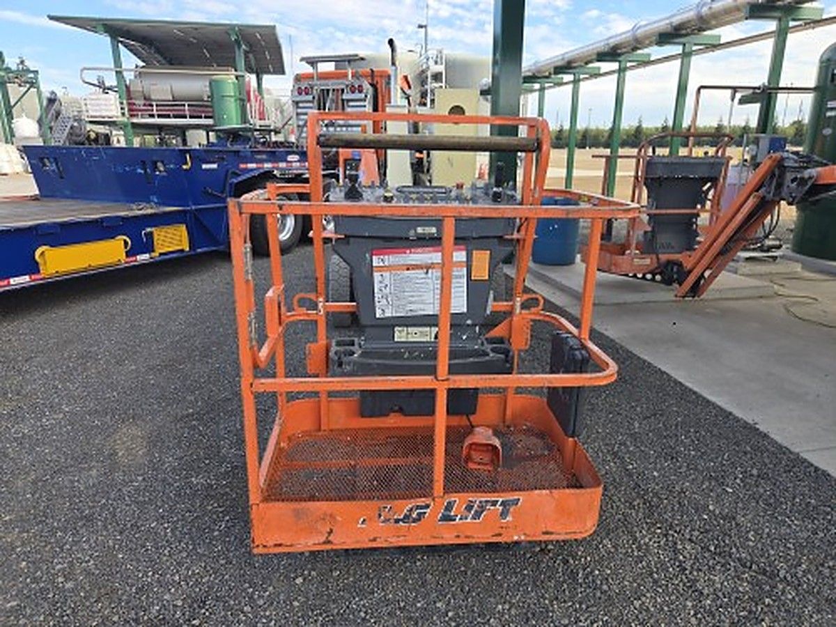 JLG E400AN photo 5