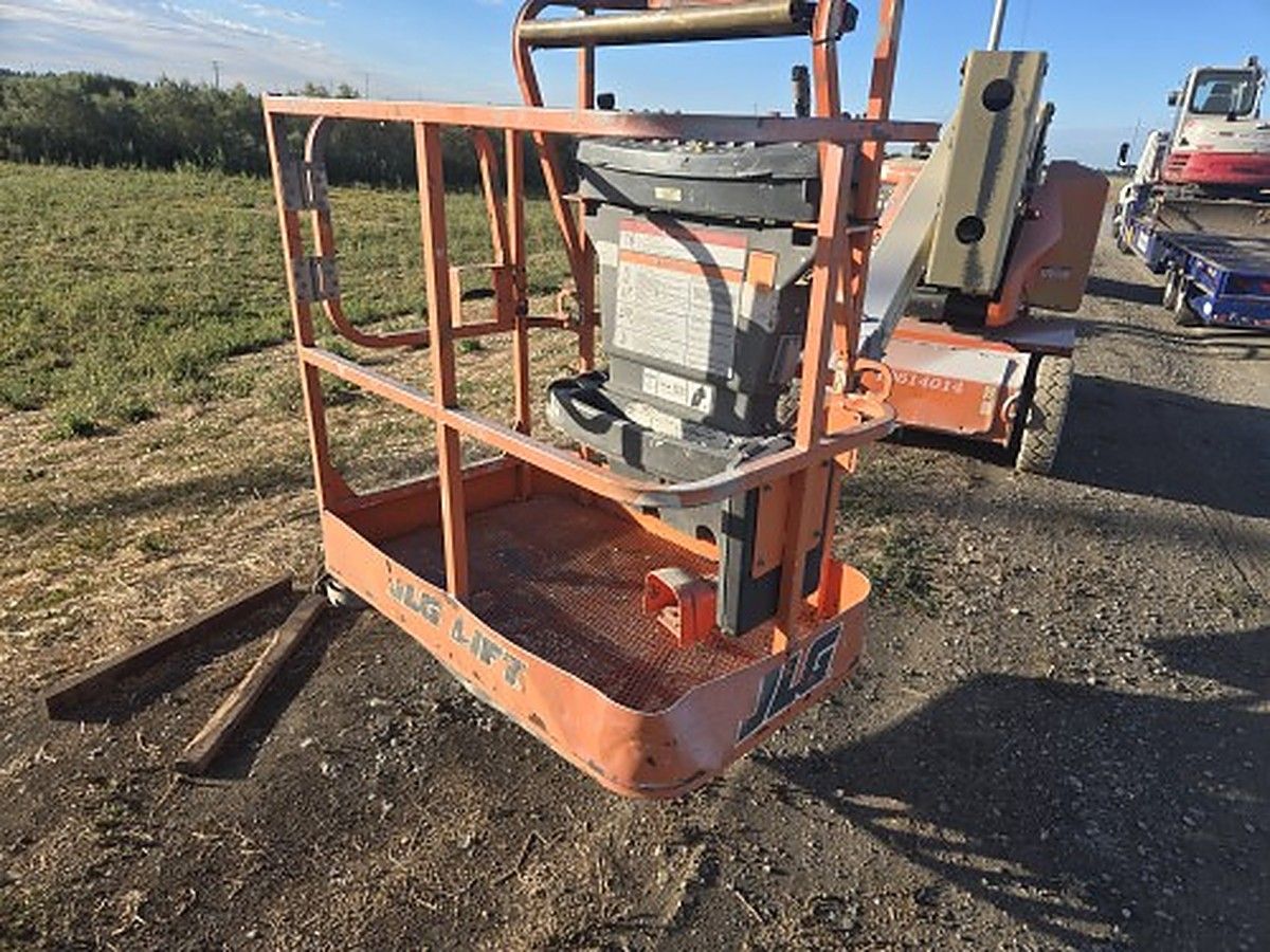 JLG E400AN photo 5