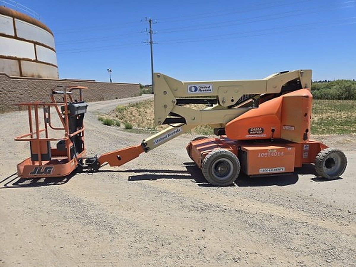 JLG E400AN photo 6