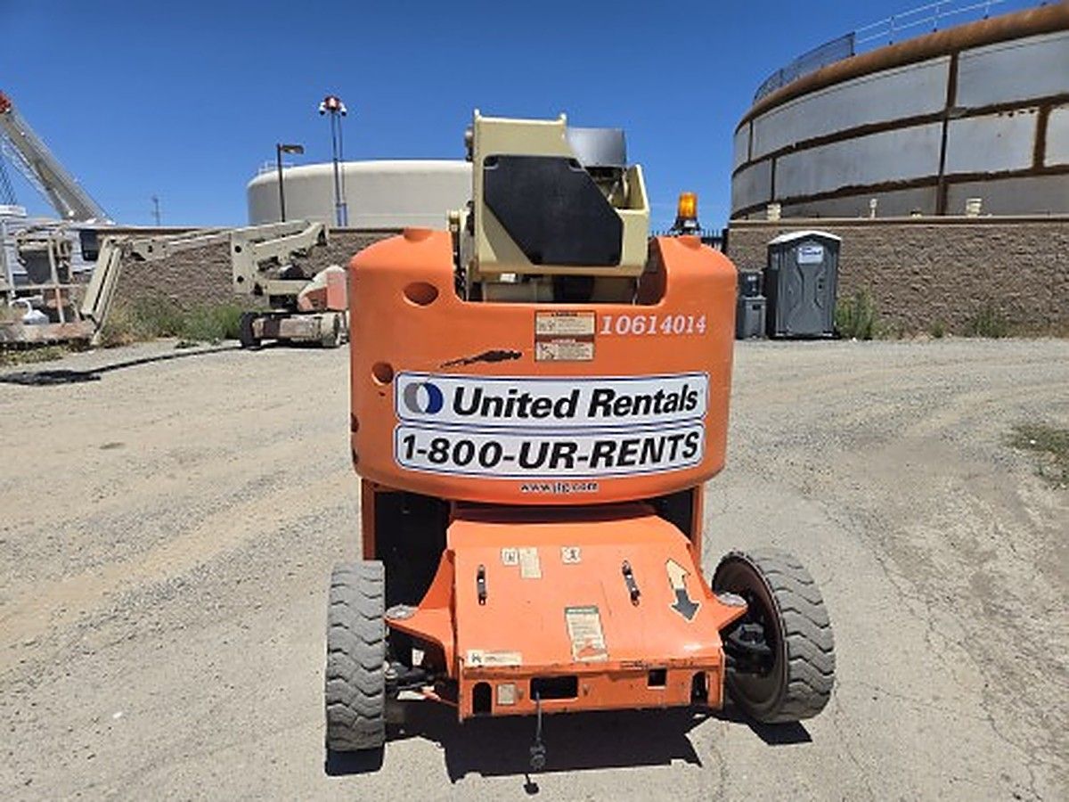 JLG E400AN photo 8