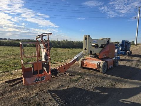 2017 JLG E400AN Boom 40-46' Articulating Elec Narrow