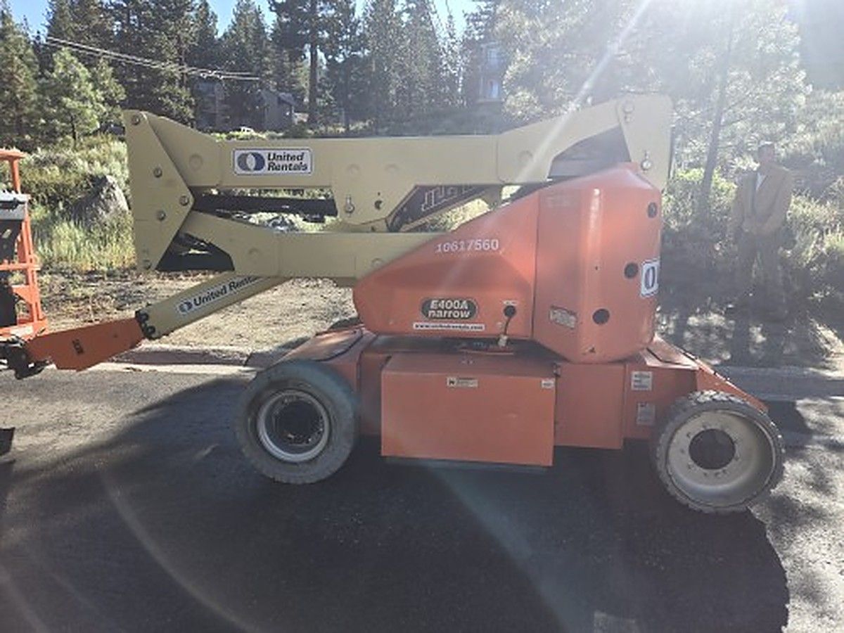 JLG E400AN photo 3