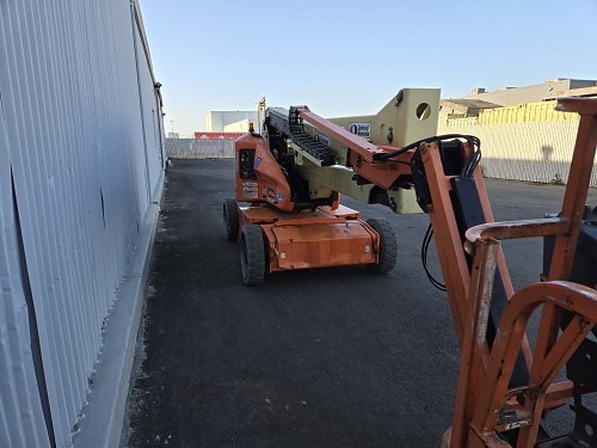 2017 JLG E450AJ for sale in Las Vegas, NV