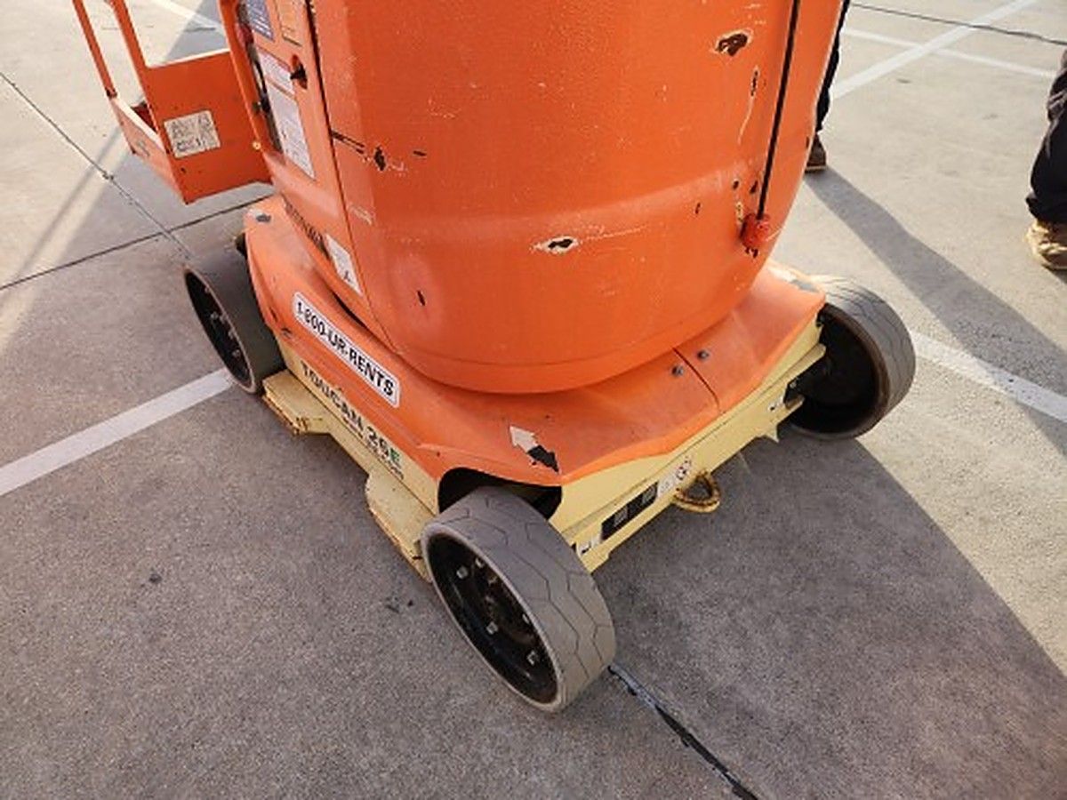JLG T26E photo 3