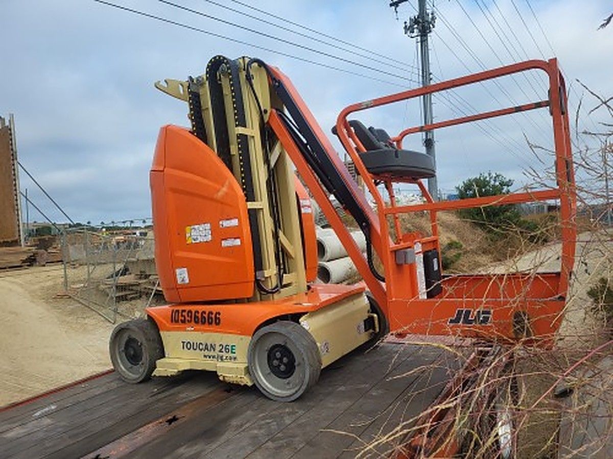 JLG T26E photo 2