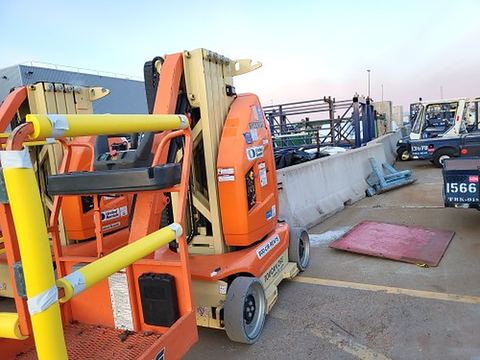 2017 JLG T26E Boom Vertical Mast 26-27' Self Propelled