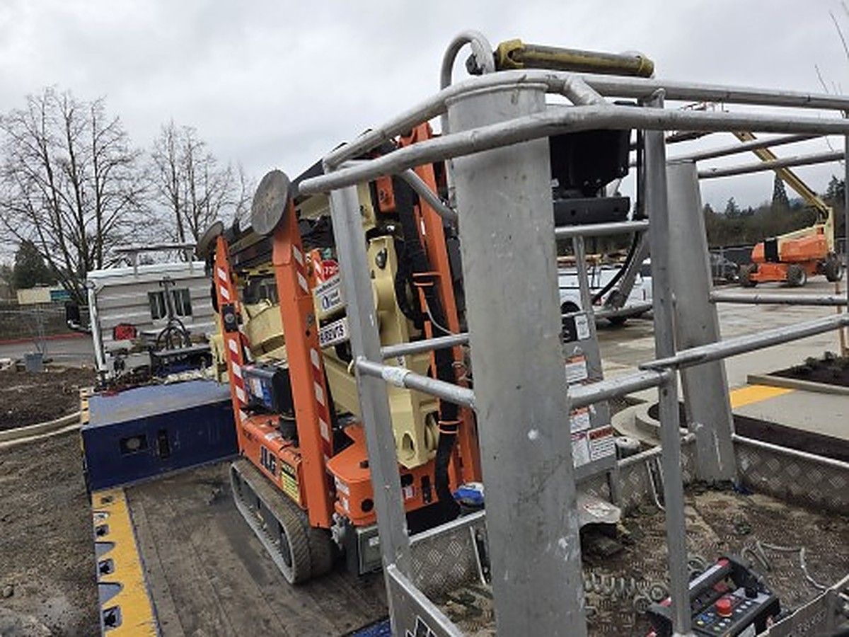 JLG X600AJ photo 2