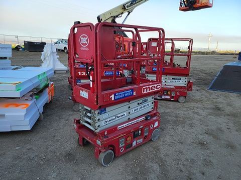 2017 MEC 1330SE Scissor Lift 10-13' Electric