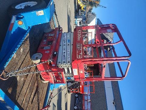 2017 MEC 1330SE Scissor Lift 10-13' Electric
