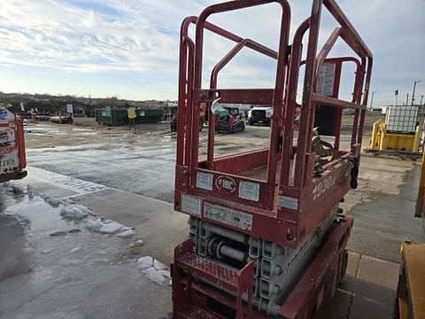 2017 MEC 1930SE Scissor Lift 19' Electric